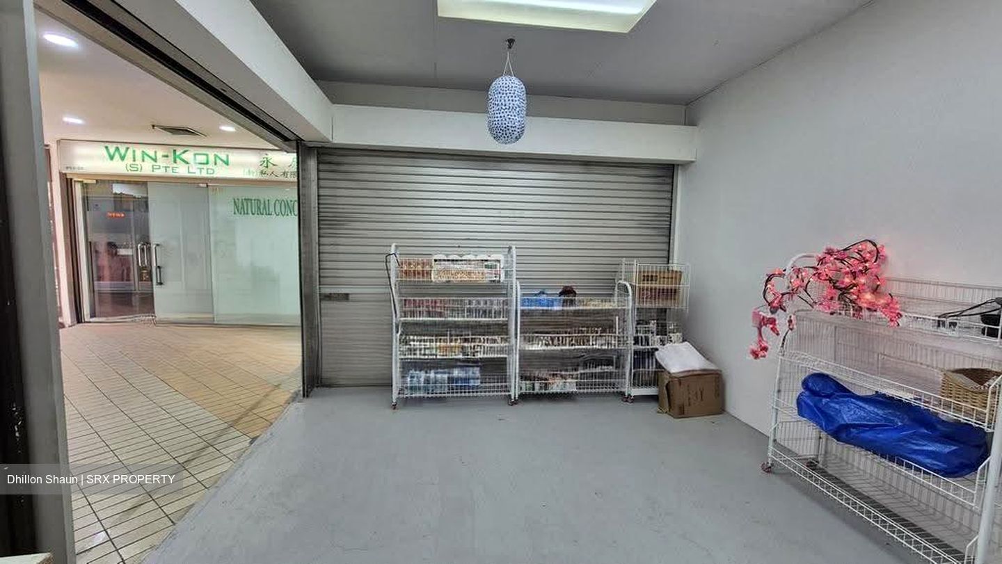 Upper Serangoon Shopping Centre (D19), Retail #618115971